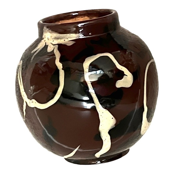 Vietri round terracotta glazed vase brown black tancollection made in Italy.